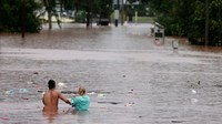 Banjir menerjang Brasil, tepatnya di negara bagian Rio Grande do Sul. 10 orang dilaporkan tewas akibat bencana tersebut. (REUTERS/Diego Vara) 