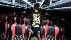 Fenomena Klakson Bus Basuri yang Bikin Anak-anak Menari