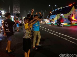 Bus Telolet seperti Hiburan buat Bocah-bocah, padahal Nyawa Taruhannya