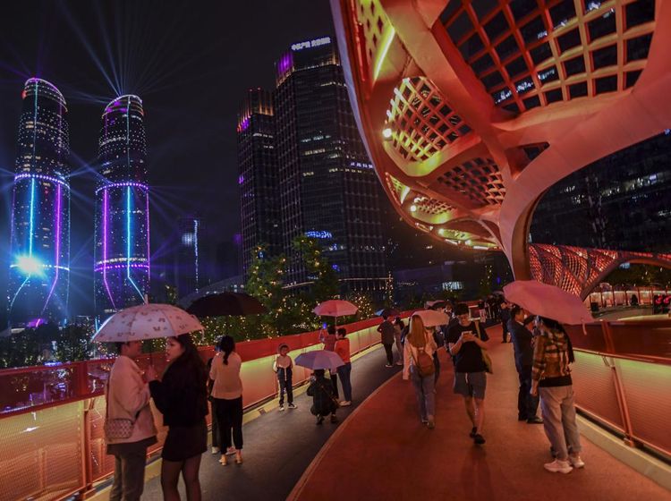 Gemerlap Kota Sichuan Jadi Destinasi Wisata Tim Thomas dan Uber 2024
