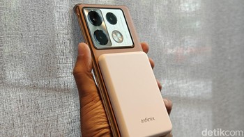 Infinix Note 40 Pro 5G dibekali fitur 20W Wireless MagCharge. Foto: Adi Fida Rahman/detikINET