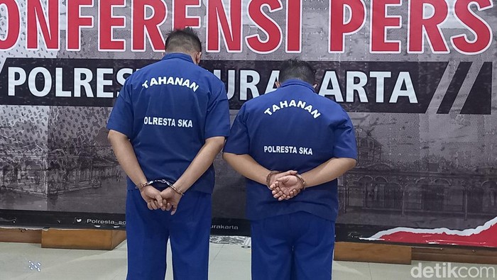 Pelaku perundungan suporter Persib Bandung saat konferensi pers di Mapolresta Solo, Sabtu (4/5/2024).