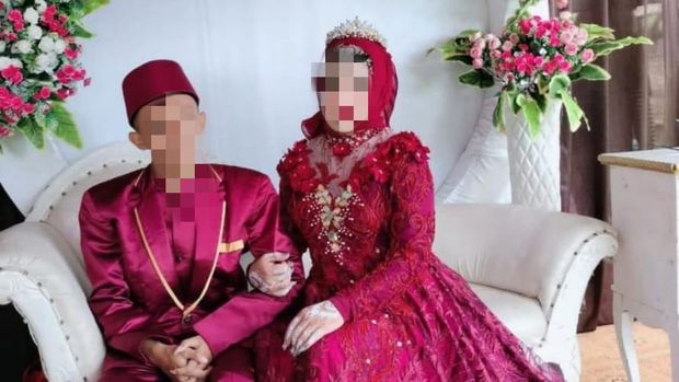 Potret pernikahan ESH, wanita jadi-jadian di Cianjur Potret pernikahan ESH, wanita jadi-jadian di Cianjur