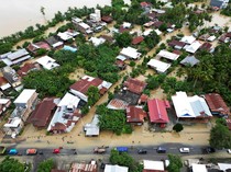 Potret Udara Ratusan Rumah di Sidrap Terendam Banjir