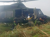 Momen Aparat Evakuasi Jasad Warga Toraja Korban Penembakan OPM di Intan Jaya