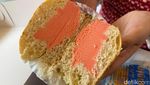 Roti Dingin Isi Krim Anti Meleleh Buat Oleh-oleh dari Bandung