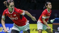 Laga Indonesia vs Korsel kian sengit setelah ganda Indonesia kembali kalah. Lanny Tria Mayasari/Ribka Sugiarto tunduk di partai keempat. (ANTARA FOTO/Galih Pradipta)