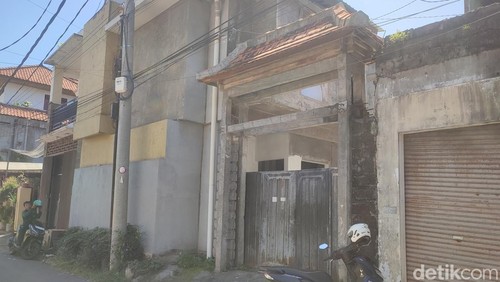 Suasa di kos pelaku lokasi pembunuhan cewek Michat di Kuta, Bali.