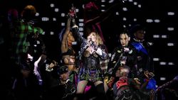 Aksi Panggung Madonna di Konser Penutup Tur Dunia