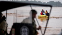 Korban tewas akibat hujan di negara bagian paling selatan Brasil, Rio Grande do Sul, bertambah menjadi 57 orang, kata pihak berwenang setempat pada Sabtu sore (4/5), sementara puluhan orang masih belum terhitung jumlahnya. REUTERS/Renan Mattos