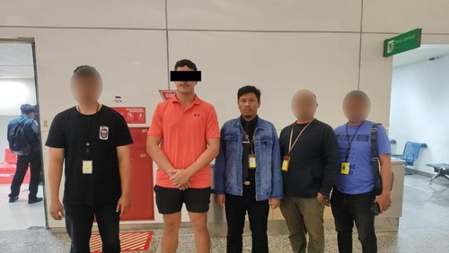 Maika James Folauhola (25), diusir alias dideportasi dari Bali, Jumat (3/5/2024). (Dok Humas Kantor Imigrasi Ngurah Rai).