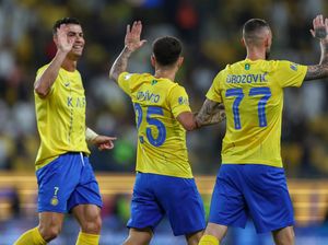 Ronaldo Hat-trick, Al Nassr Hancurkan Al Wehda 6-0