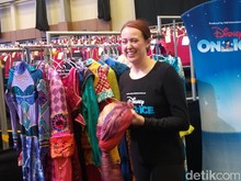 Intip Lemari Kostum Pemain Disney on Ice Yuk! Intip Lemari Kostum Pemain Disney on Ice Yuk!