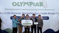 OlympiAR merupakan inisiatif Agincourt Resources untuk mendorong inovasi dan pengetahuan dalam bidang pertambangan berkelanjutan. Kompetisi yang melibatkan enam ratusan mahasiswa dari berbagai universitas di Indonesia dengan memperebutkan hadiah puluhan juta rupiah ini memfasilitasi mahasiswa untuk mengeksplorasi dan menawarkan solusi praktis mengenai desain eksplorasi lanjutan, konsep metalurgi dan pengolahan, serta dampak lingkungan dari aktivitas pertambangan.