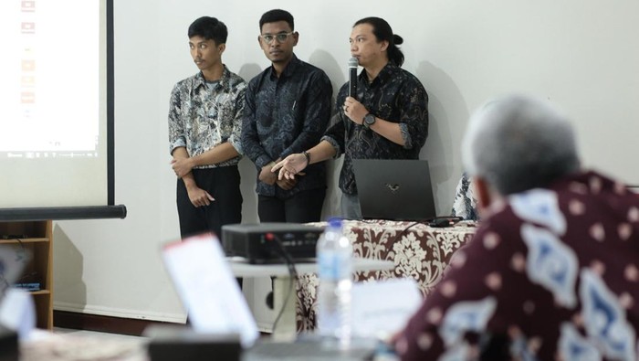 Dorongan Inovasi di Bidang Pertambangan Berkelanjutan OlympiAR digelar sebagai bentuk inisiatif Agincourt Resources untuk mendorong inovasi dan pengetahuan dalam bidang pertambangan berkelanjutan.