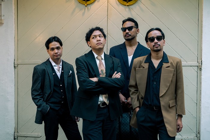 Foto .Feast buat single Konsekuens.