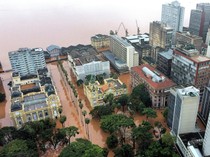 Foto Udara Parahnya Banjir yang Menerjang Brasil