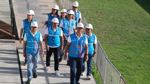 GM PT PLN Unit Induk Distribusi (UID) Bali I Wayan Udayana ketika meninjau BUTC Bali sebagai venue perhelatan AFC Women’s Asian Cup U-17 2024 beberapa waktu lalu.