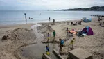 Potret Teror Tinja yang Menjijikkan di Pantai Inggris