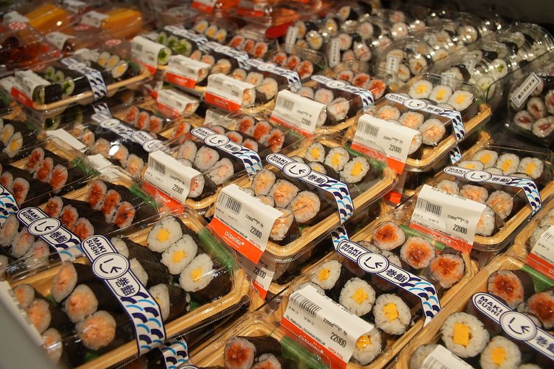 Oishiwa Japanese Delicatessen di Transmart Central Park