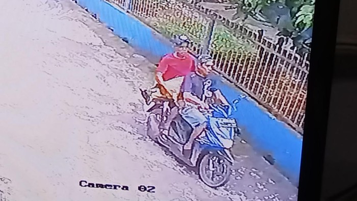 Pencuri kambing di Palembang terekam CCTV