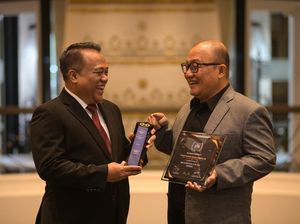 Penghargaan Best Savings Bank of The Year