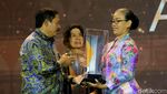 Anugerah Adiluhung untuk Jasa Istimewa Sultan HB IX dan Dokter Lo