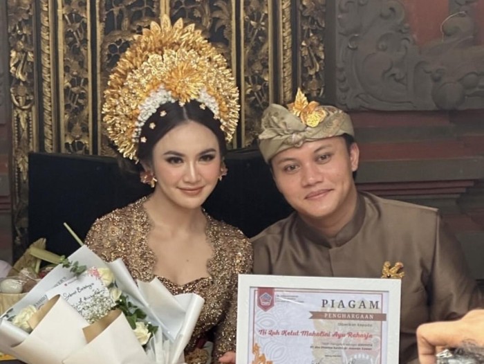 Rizky Febian dan Mahalini menggelar prosesi adat Bali jelang pernikahan