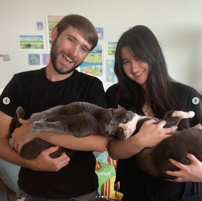 Stephanie Poetri bersama tunangannya Asher Novkov-Bloom