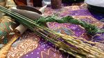 Potret Sakralnya Panen di Sawah Keramat Buyut Lumbung Dalem Indramayu