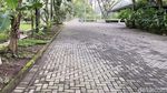 Asyiknya Jogging Sambil Menikmati Kesejukan Lab Alam SMA de Britto