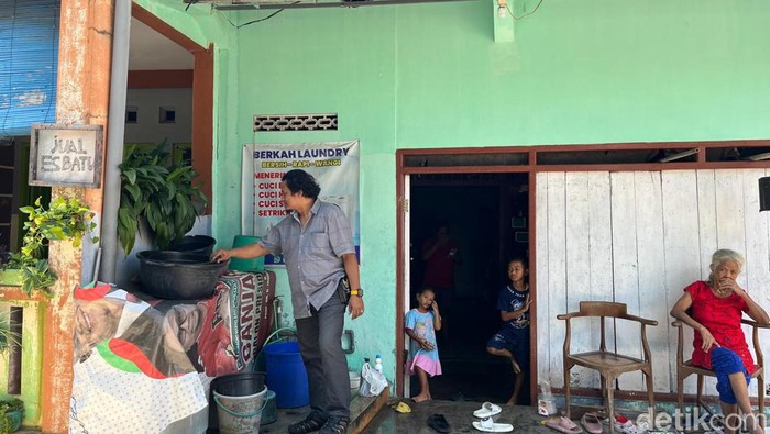 Lokasi penemuan bayi yang dibuang dalam ember di Semarang, Senin (6/5/2024).