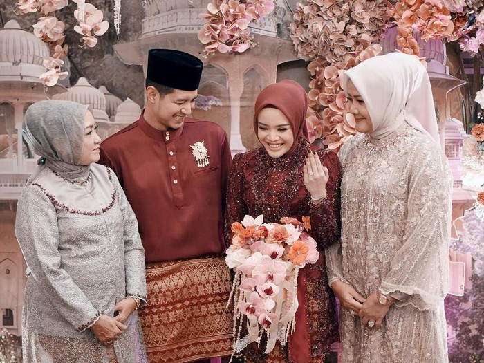 chand kelvin Chand Kelvin lamar kekasihnya.