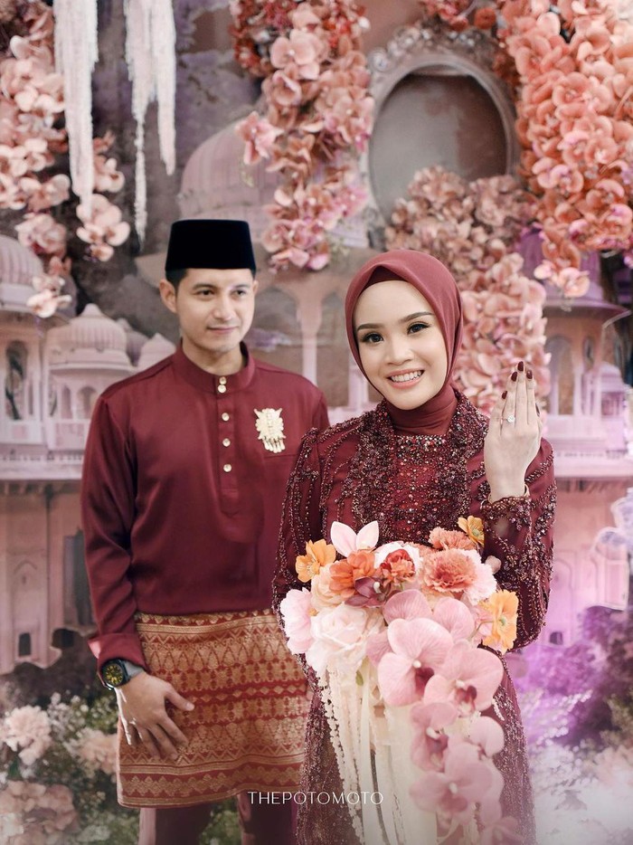 Chand Kelvin lamar kekasihnya.
