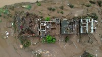 Tahun ini, dampak El Niño sangat dramatis, dengan terjadinya kekeringan bersejarah di Amazon. Para ilmuwan mengatakan cuaca ekstrem lebih sering terjadi akibat perubahan iklim yang disebabkan oleh manusia.