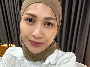 7 Foto Penampilan Tata Janeeta Pakai Hijab Usai Lebaran, Banjir Pujian