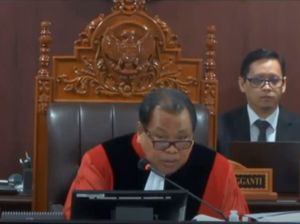 Hakim MK Marahi KPU karena Belum Serahkan Bukti Fisik Sengketa Pileg