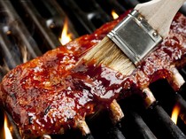 VIdeo: Nikmatnya Iga Bakar Porsi Jumbo di Lumajang