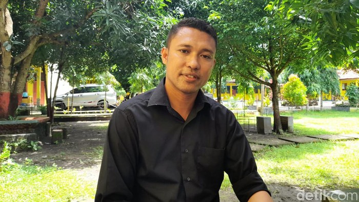 Koordinator Divisi Teknis Penyelenggaraan KPU Kepulauan Selayar, Iskandar.