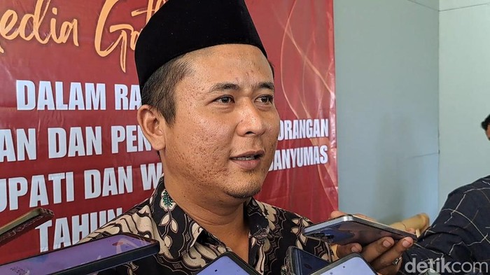 Komisioner KPU Banyumas Divisi Teknis Penyelenggaraan Pemilu, Sidiq Fathoni, Senin (6/5/2024).
