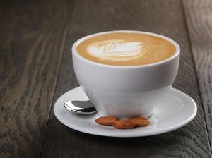 Tips Bikin Kopi Susu Almond yang Creamy Tak Menggumpal