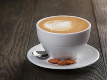 Tips Bikin Kopi Susu Almond yang Creamy Tak Menggumpal