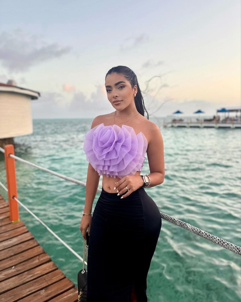 Landy Parrage Goyburo