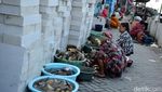 Geliat Perekonomian Warga Pesisir Surabaya