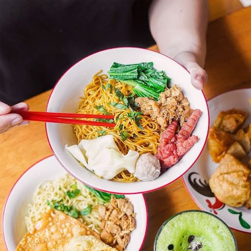 Yummy! 5 Yamin Legendaris yang Mulur Gurih Manis untuk Makan Siang