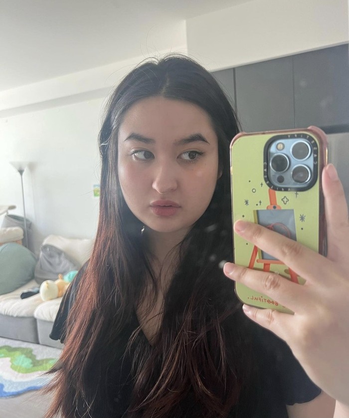 Stephanie Poetri Stephanie Poetri