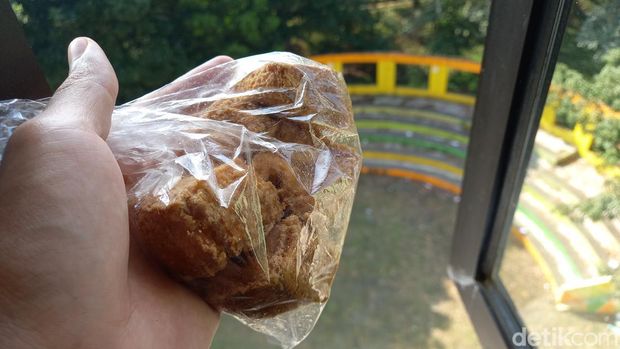 Tahu Sumedang Mang Dede