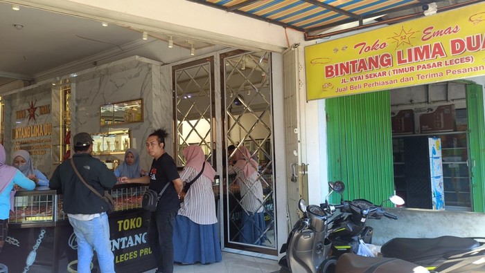 Toko emas di Probolinggo yang jadi korban pencuriana 2 emak-emak