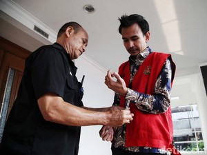 Adam Deni Jadi Tersangka Usai Rusak Ruko-Pamer Airsoft Gun, Langsung Ditahan