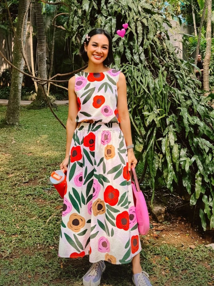 Andien Aisyah di peluncuran Uniqlo x marimekko Summer 2024.
